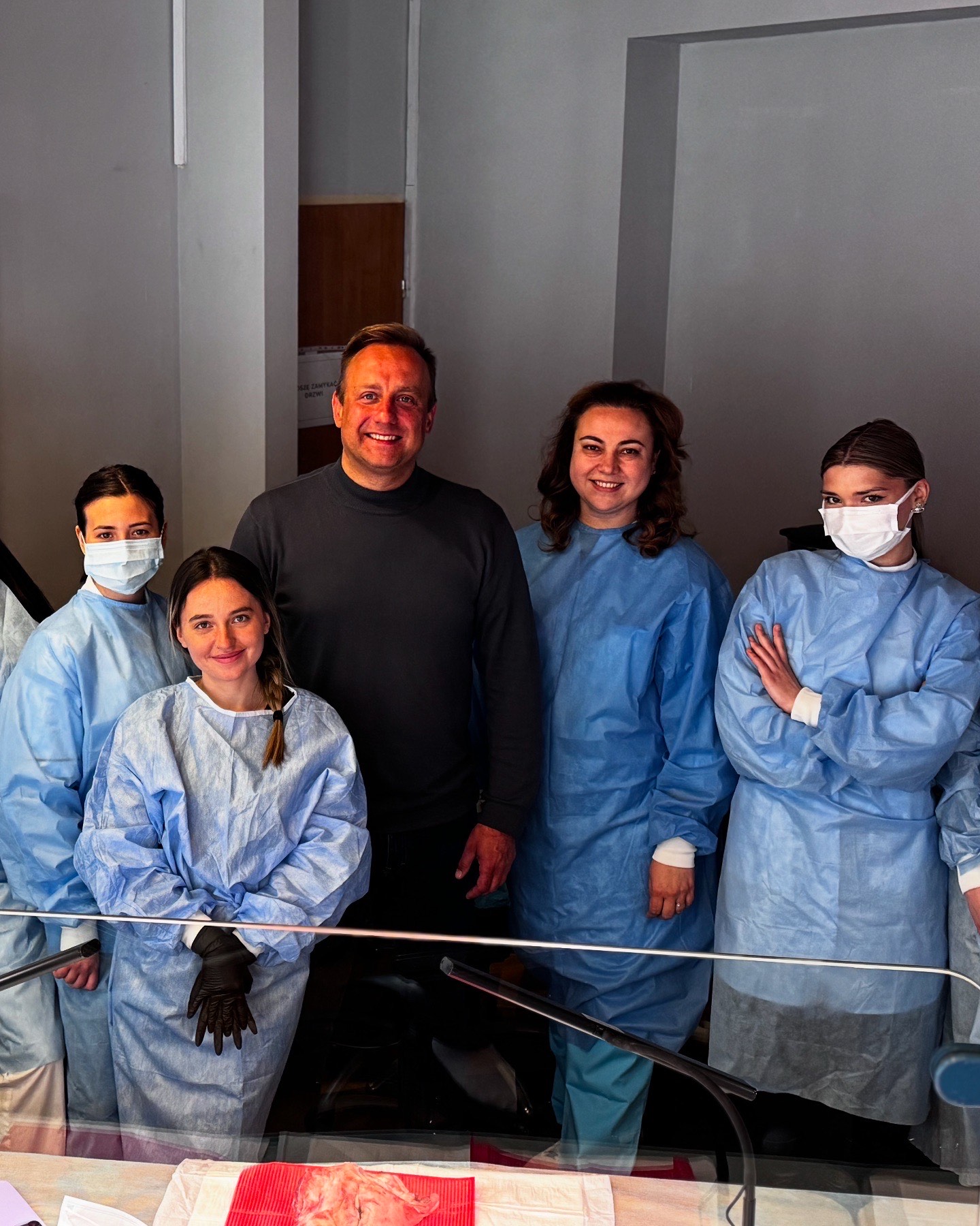 0F52BBC4-3609-46BB-A720-AB09796290DC