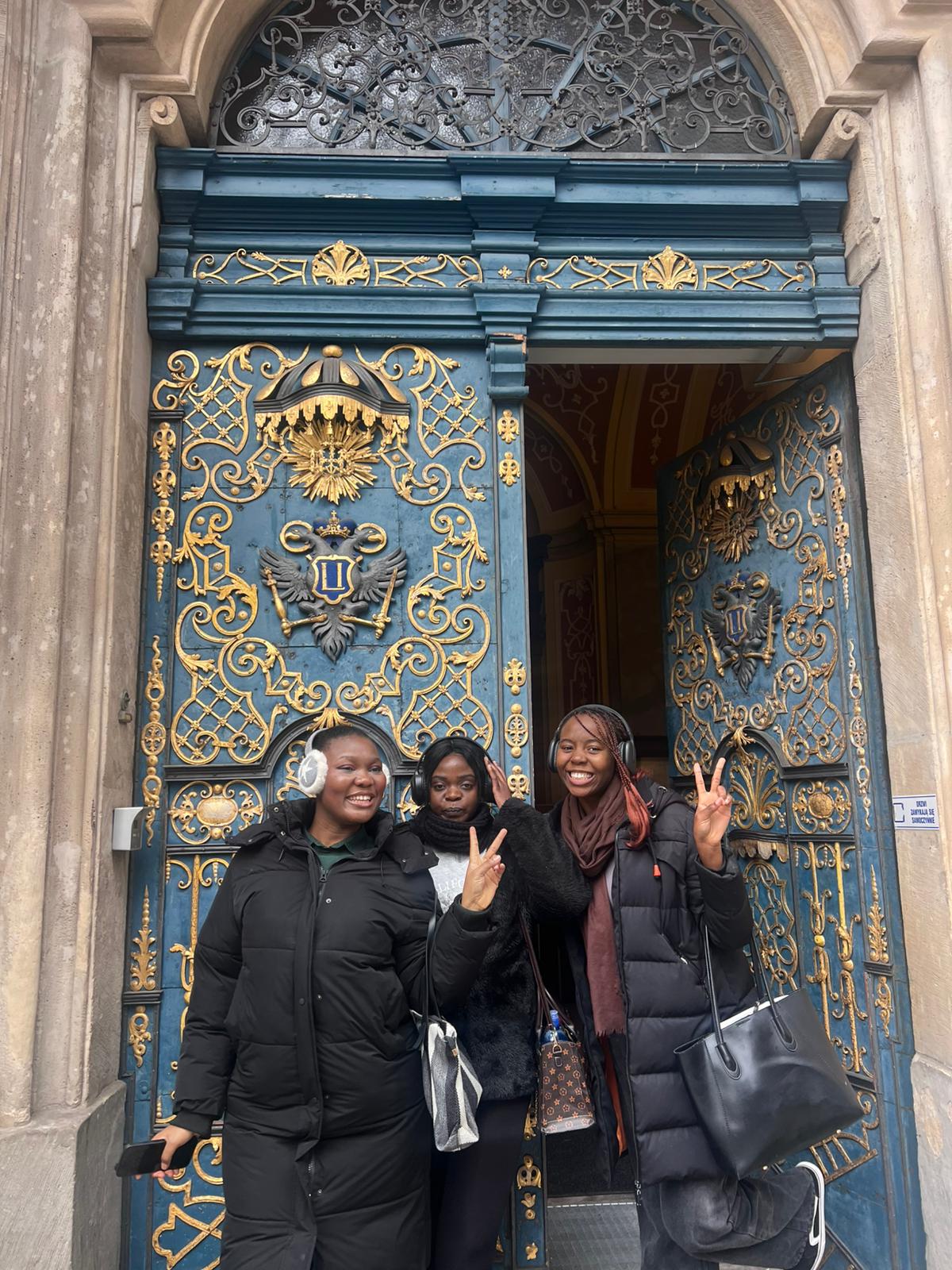 PHOTO-2025-11-29-17-27-32