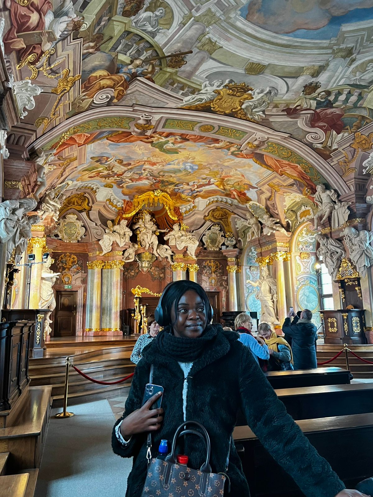 PHOTO-2025-11-29-19-41-08