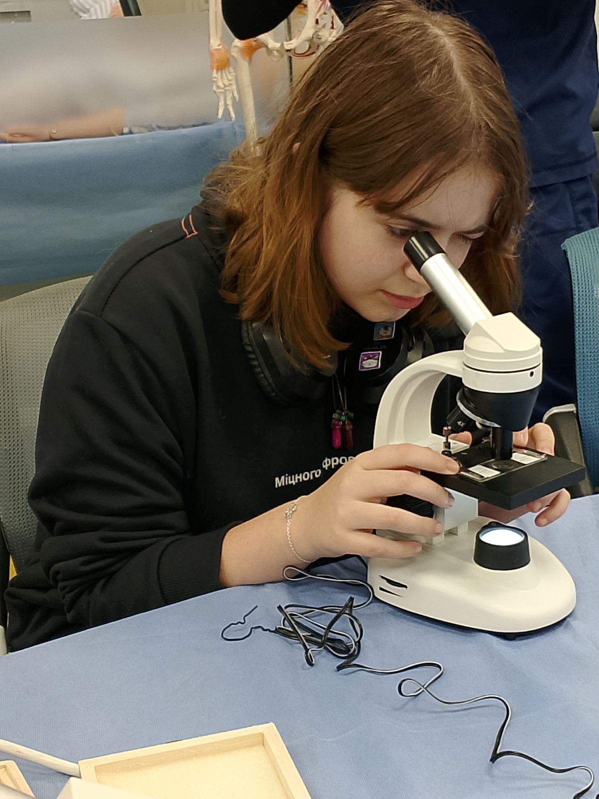 IMG-98f4f9ce8d0de2fb1138e8b2daee29ae-V